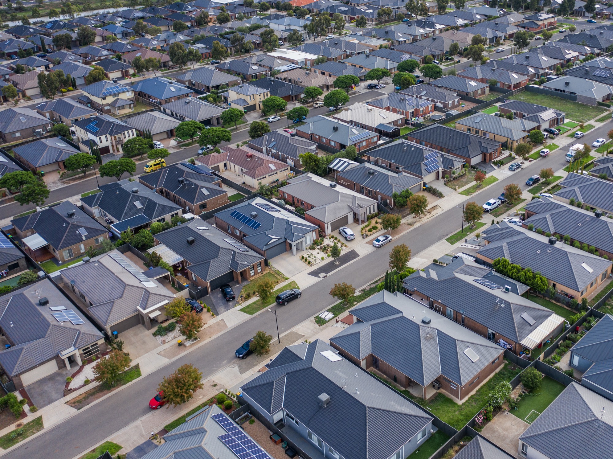 ‘Not the time for another rate rise’: Fresh warning as new home sales drop