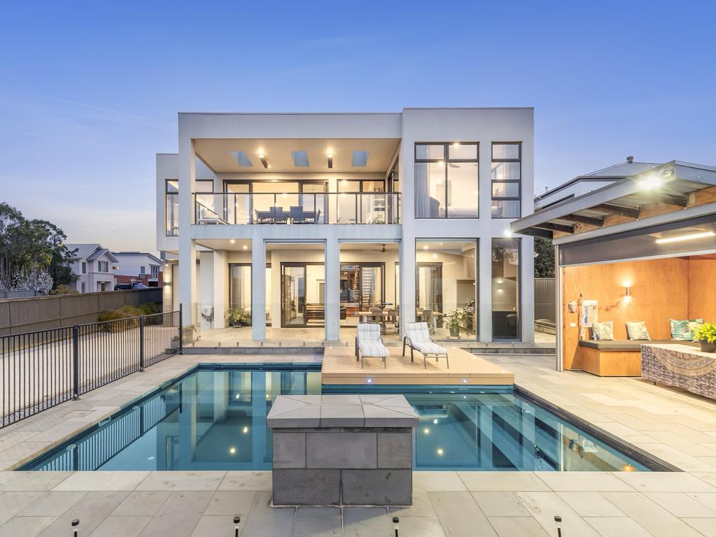 Luxury Curlewis home secures big sale after $1m price adjustment