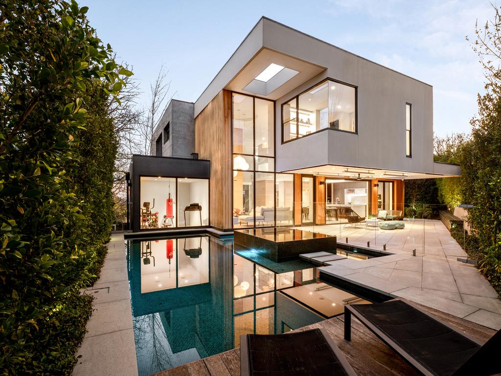 Award-winning Eaglemont home with striking design hits market