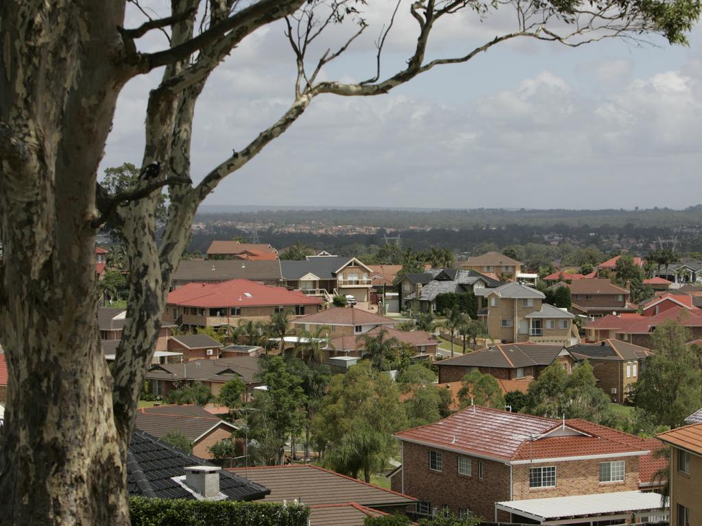 Aussie homeowners think falling prices won’t hurt them