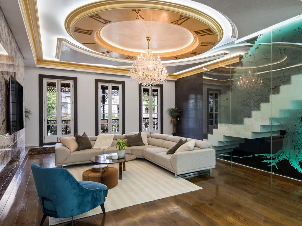 Owners of Gatsby Carlton terrace face $800,000 hit in latest market test