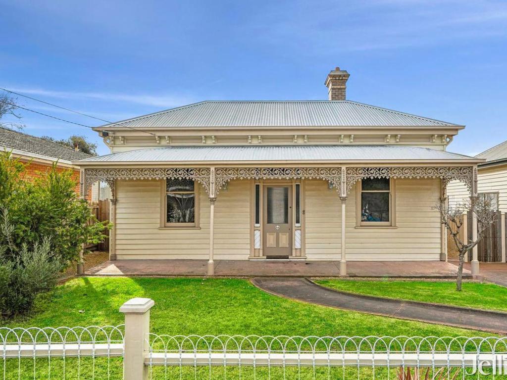 Historic Geelong West Victorian home held for generations sells early in pre-auction deal