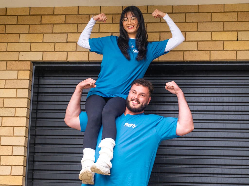 Australia’s Strongman and Tetris champ help tackle moving day